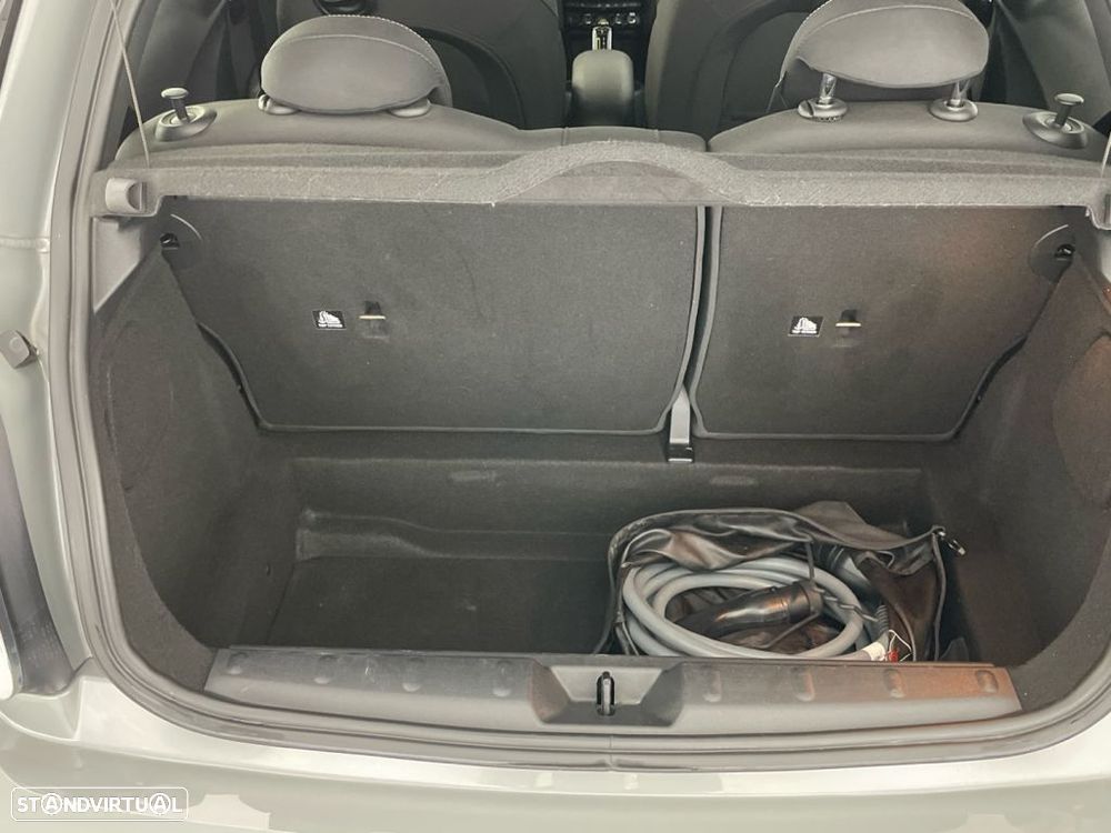 MINI 3 Portas Cooper SE - 13