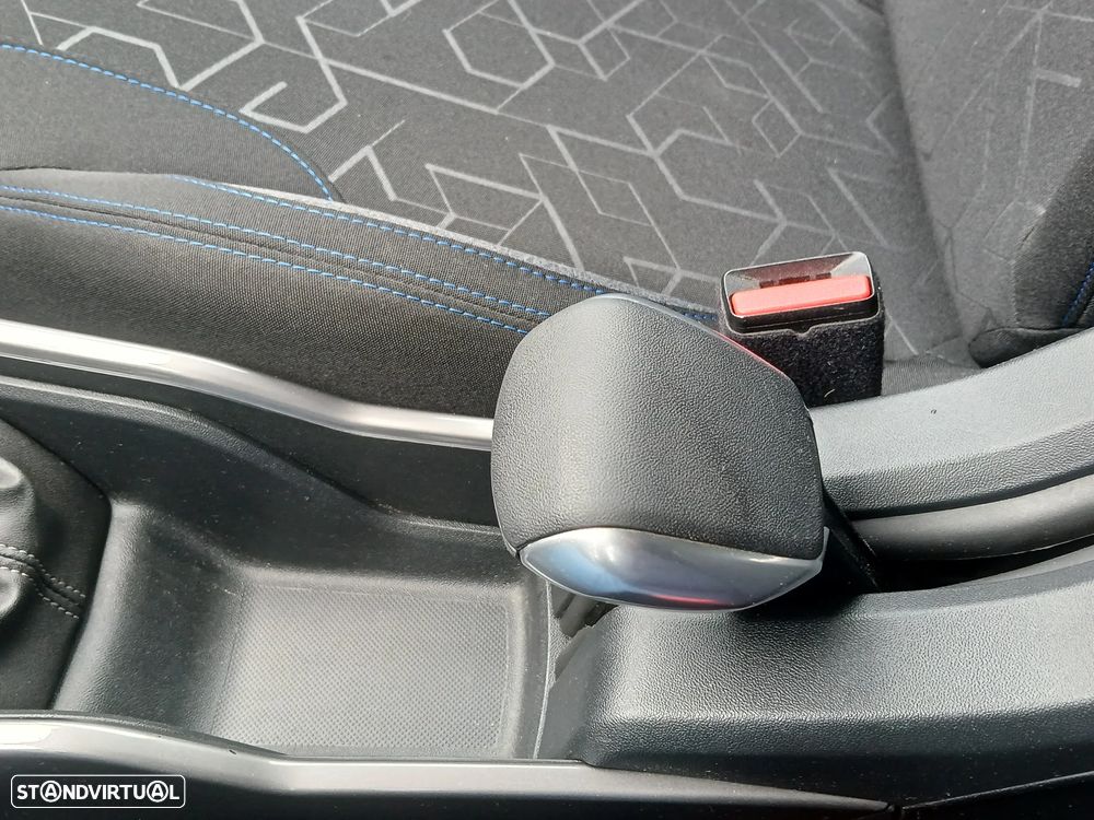 Peugeot 2008 1.5 BlueHDi Style - 30