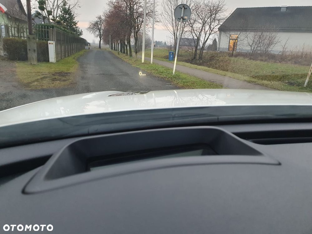 Kia Stinger 2.0 T-GDI GT Line - 16