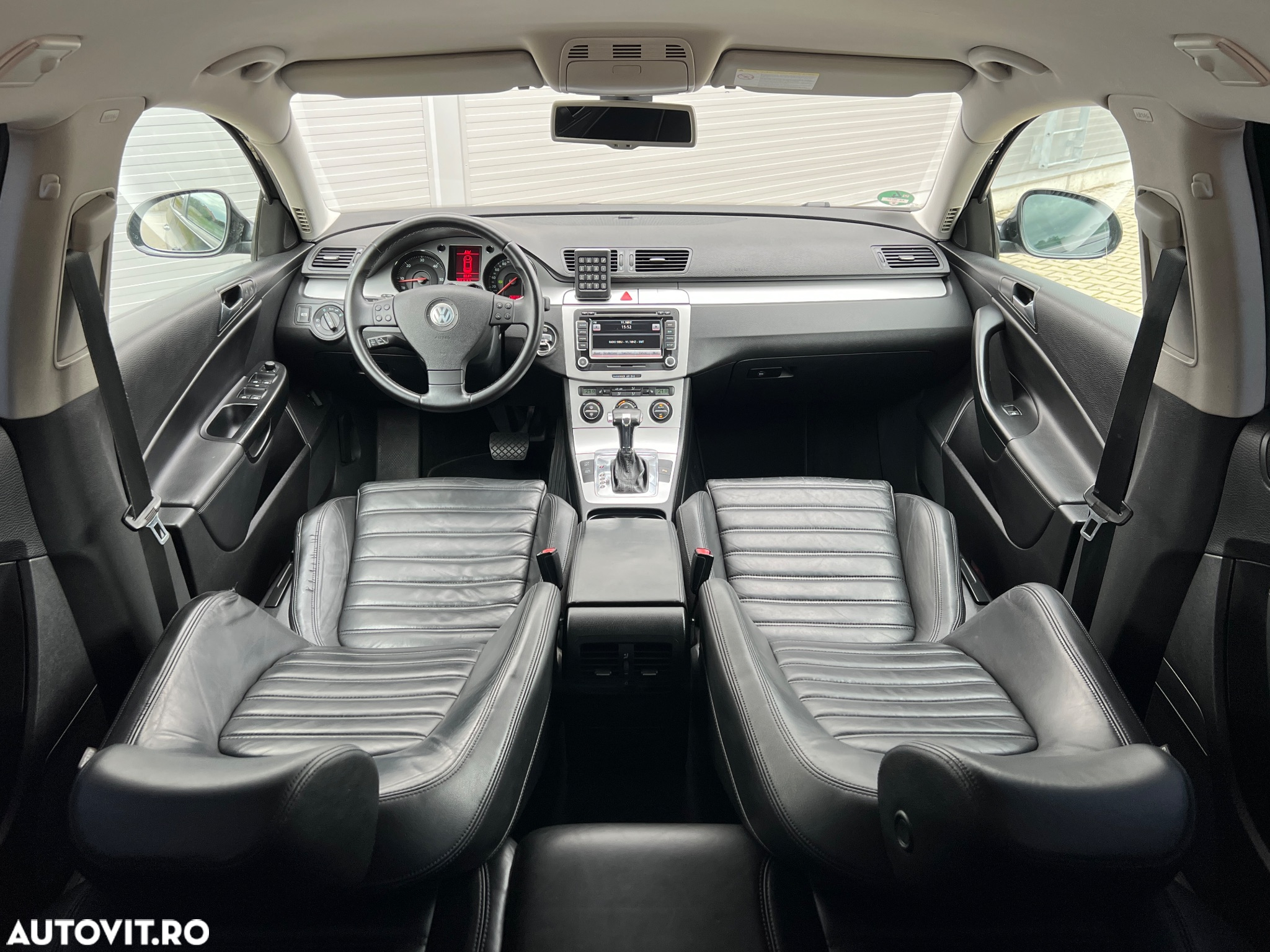 Volkswagen Passat Variant 2.0 TDI DPF DSG Highline - 8