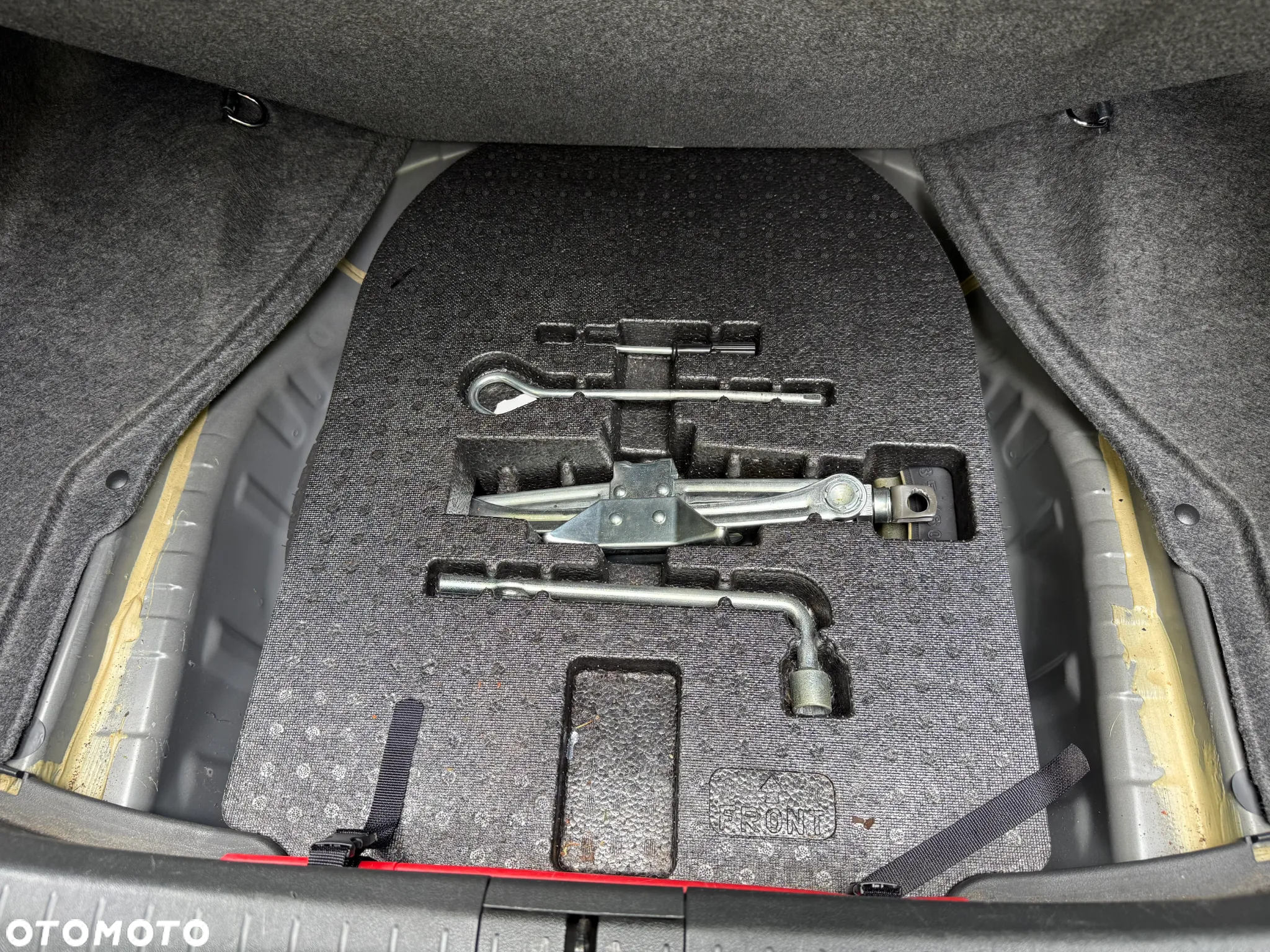 Honda Accord 2.0 Executive - 28
