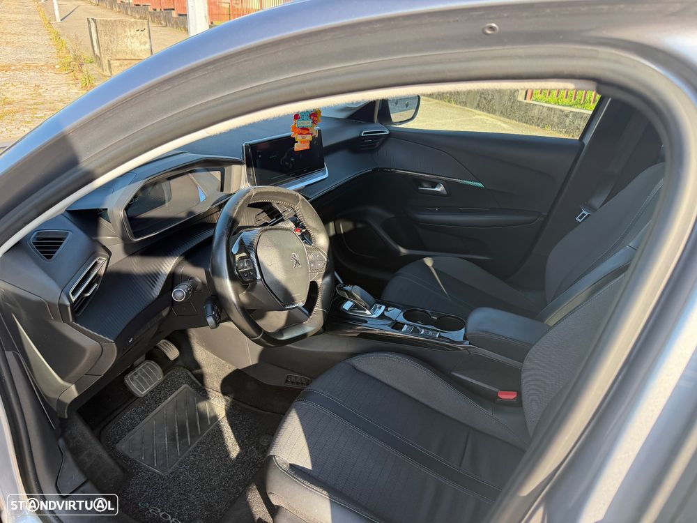 Peugeot e-208 50 kWh Allure Pack - 5
