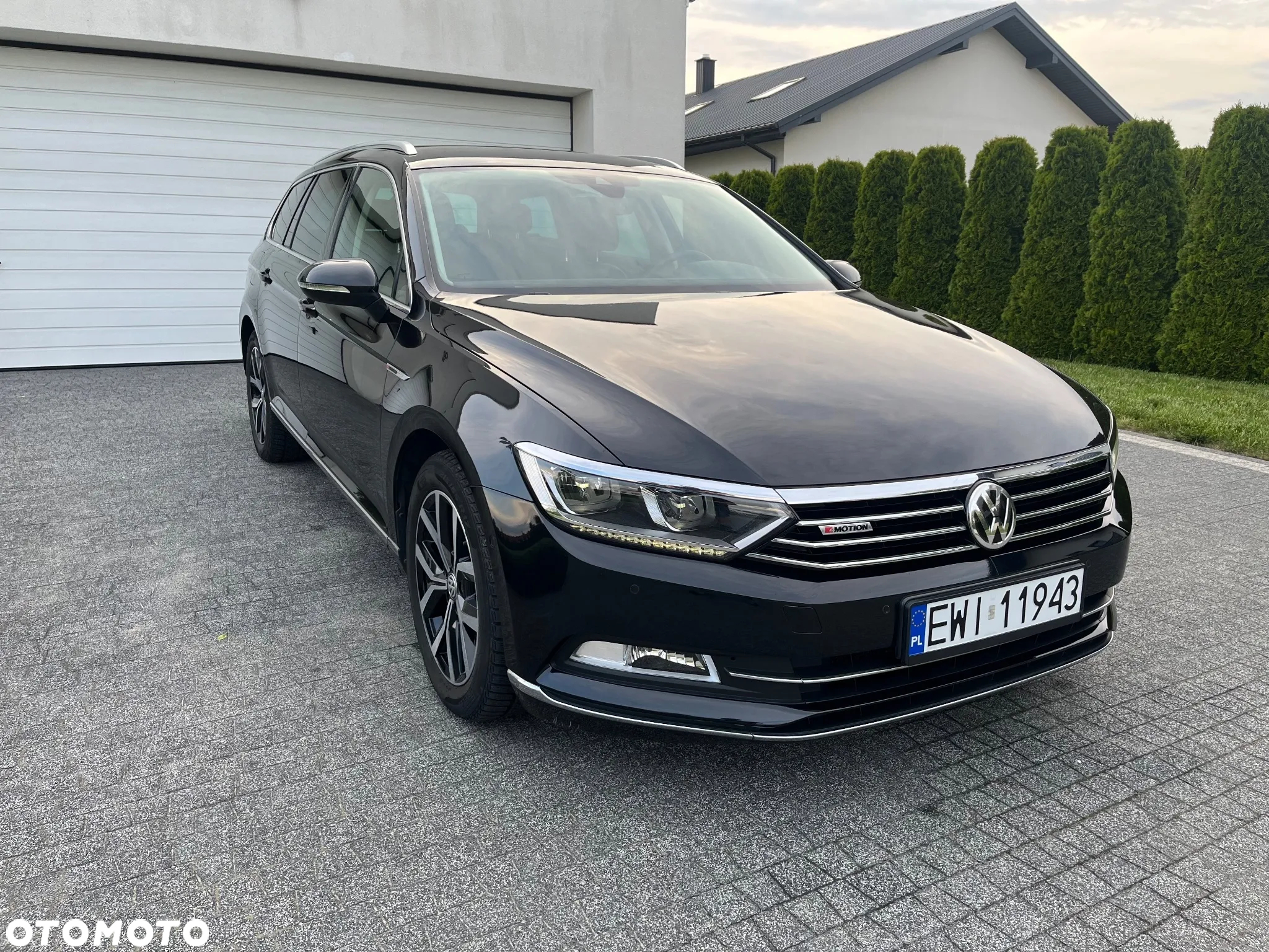 Volkswagen Passat Variant 2.0 TDI SCR 4Motion DSG Highline - 3