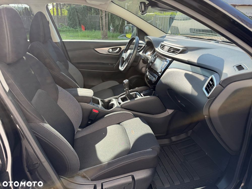 Nissan Qashqai 1.6 DIG-T Tekna - 16