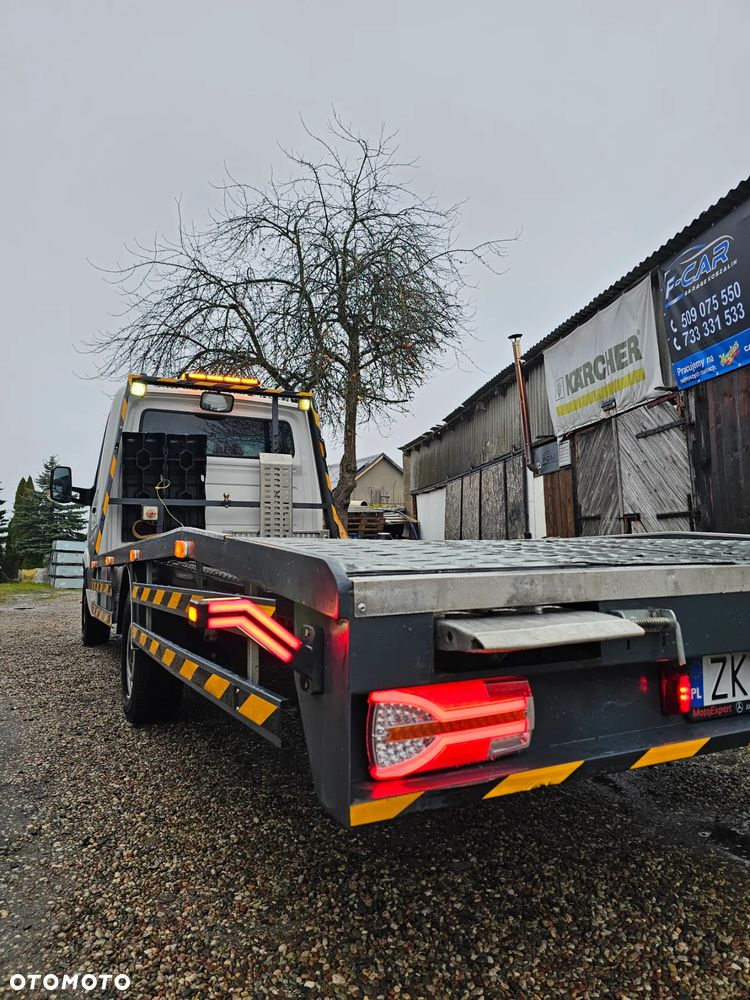 Volkswagen Crafter - 2