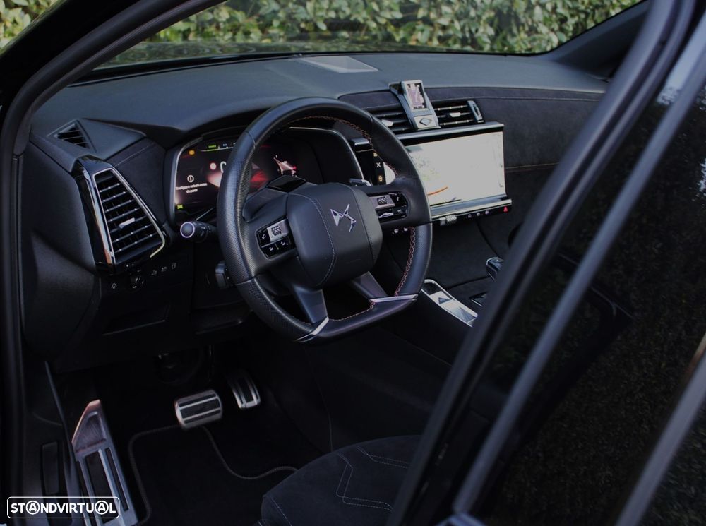 DS DS7 Crossback E-Tense Performance Line EAT8 - 31