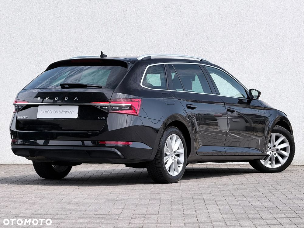 Skoda Superb 2.0 TDI SCR 4x4 Style DSG - 3