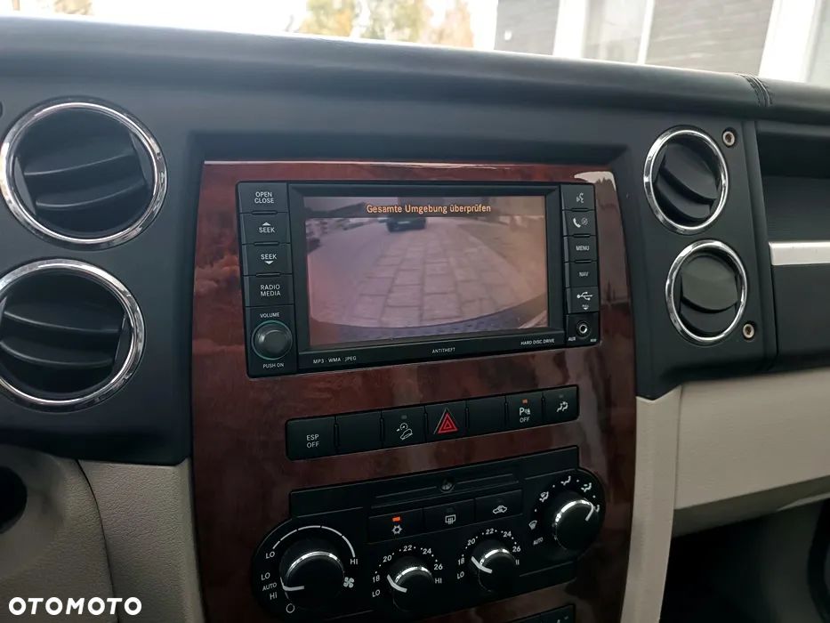 Jeep Commander 3.0 CRD DPF Automatik Overland - 34