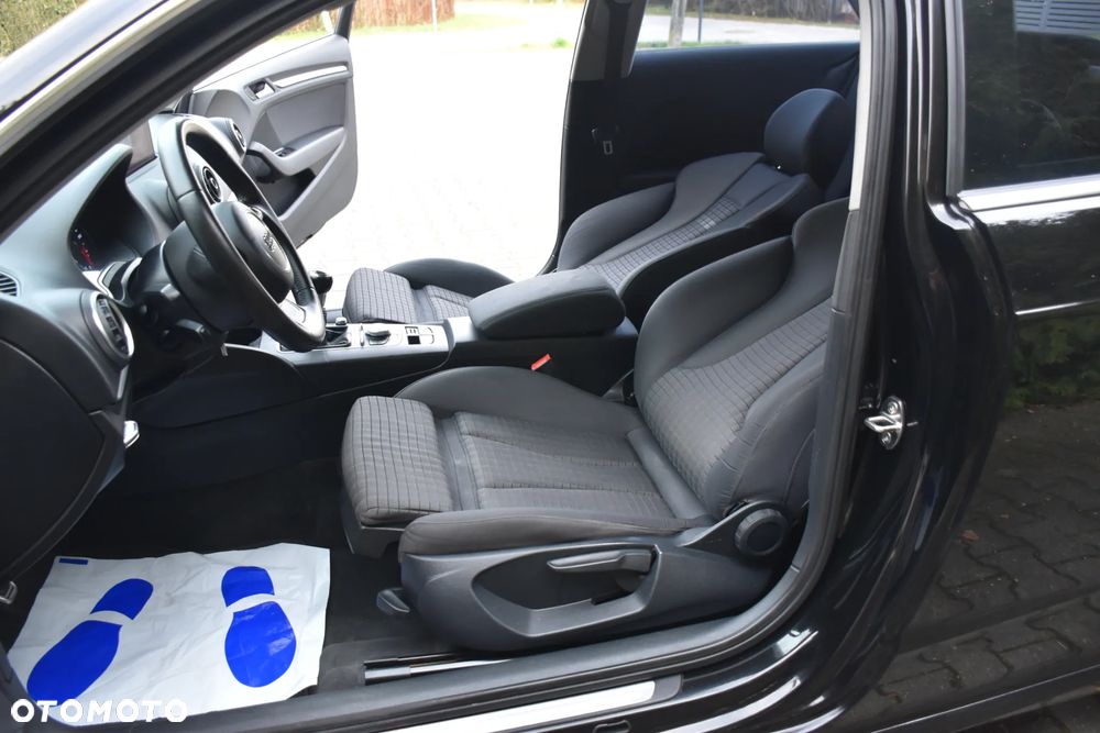 Audi A3 3-drzwiowe 1.6 TDI (clean diesel) S line Sportpaket - 12