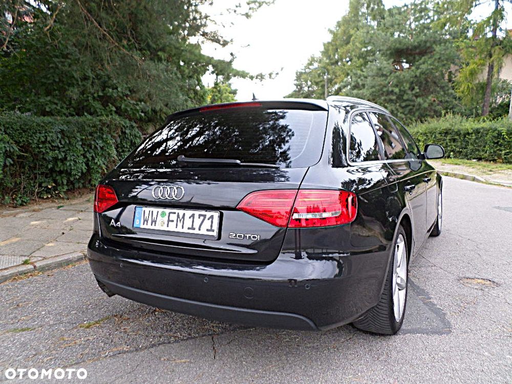 Audi A4 Avant 2.0 TDI - 32