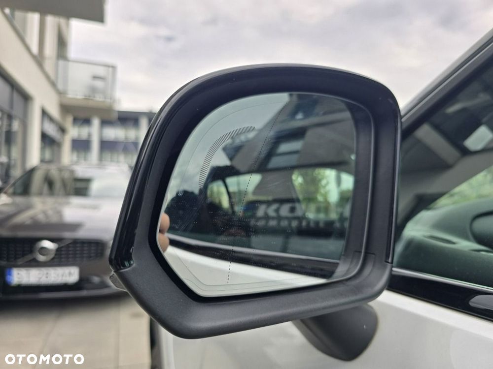 Volvo XC 40 - 29