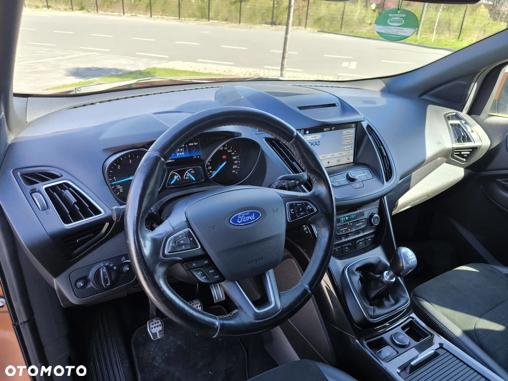 Ford Kuga 2.0 TDCi AWD ST-Line - 16