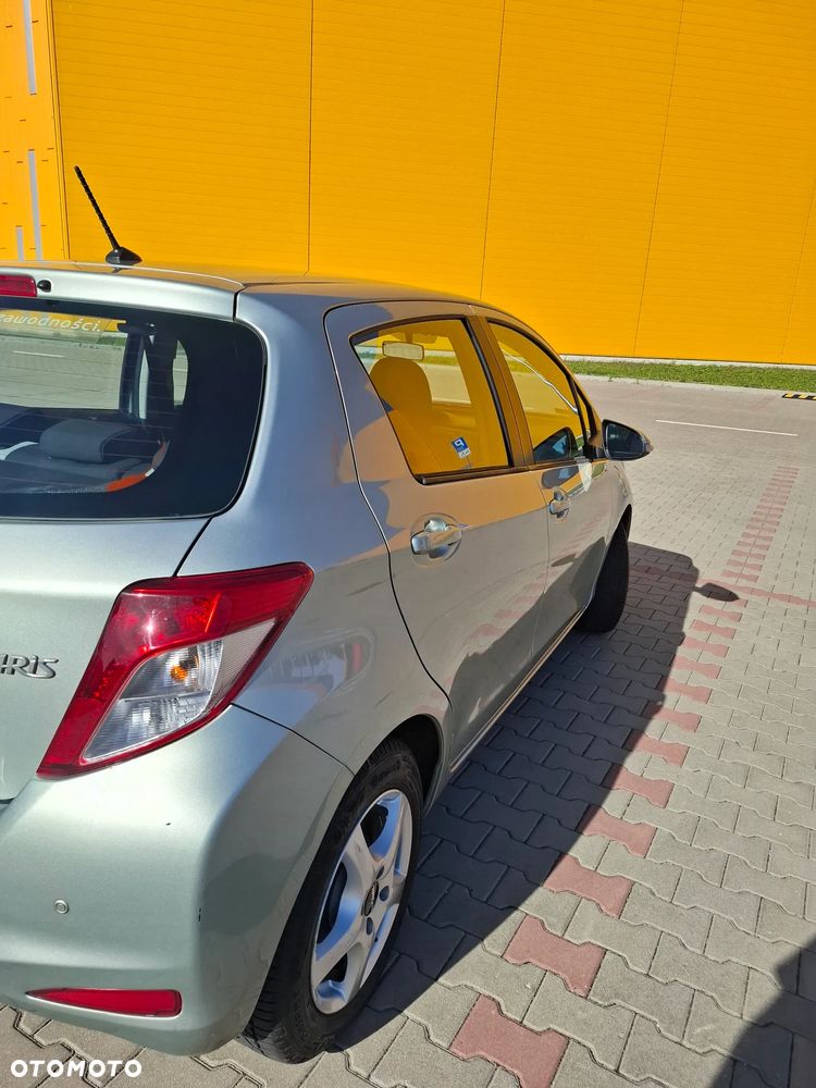 Toyota Yaris 1.33 Prestige - 15