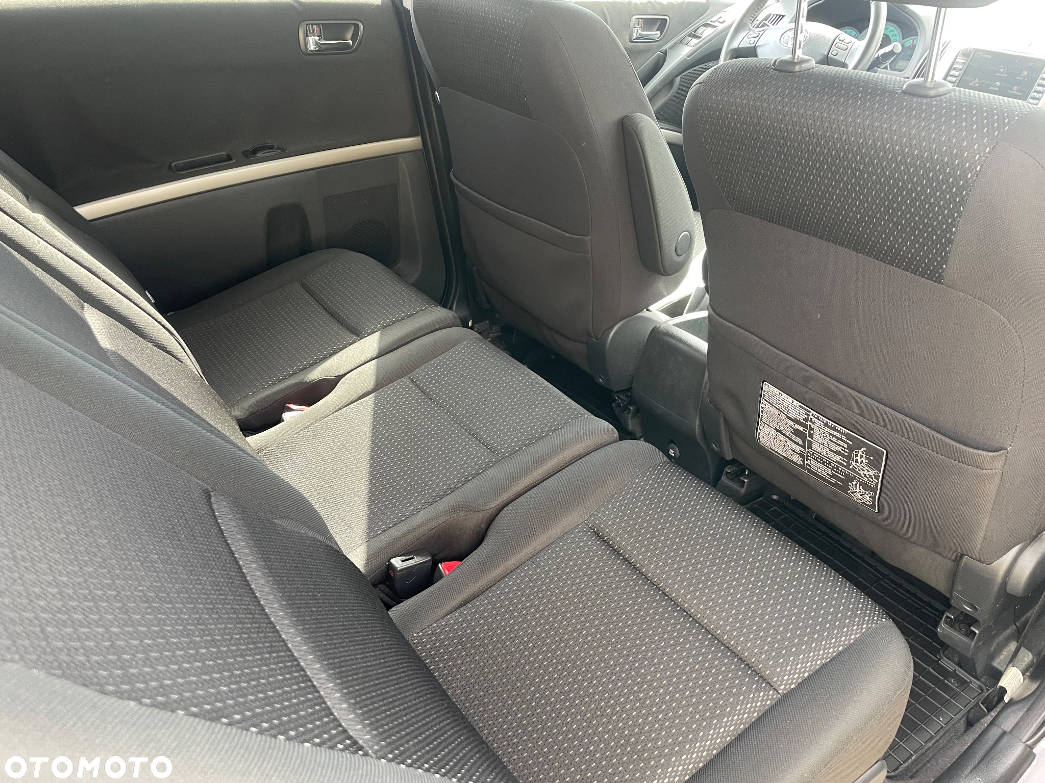 Toyota Corolla Verso - 14