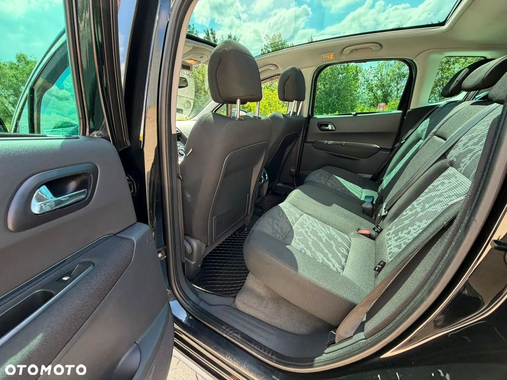 Peugeot 3008 1.6 HDi Premium - 33