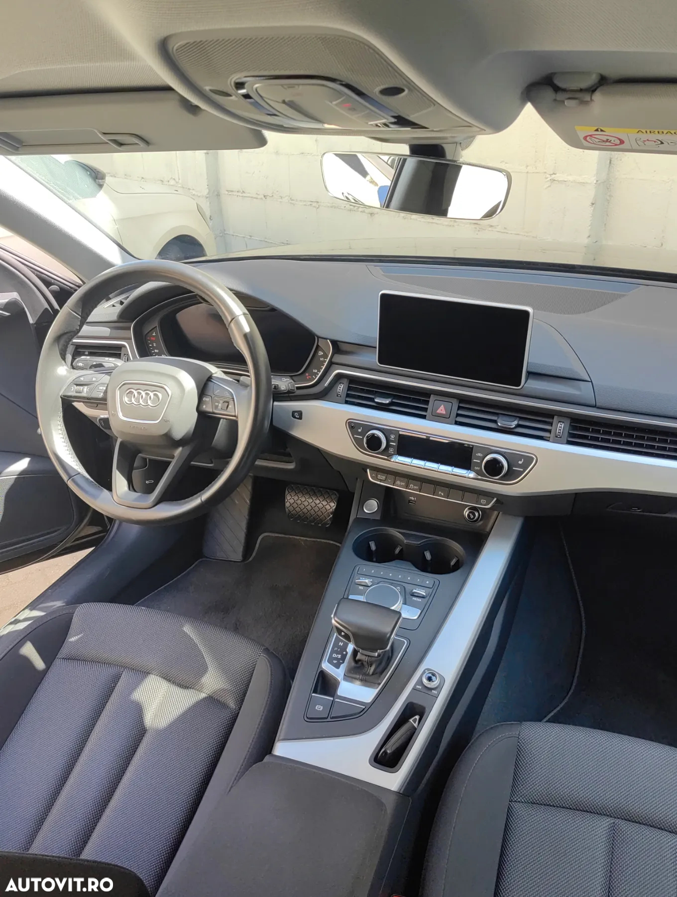 Audi A4 Avant 2.0 TDI S tronic - 11