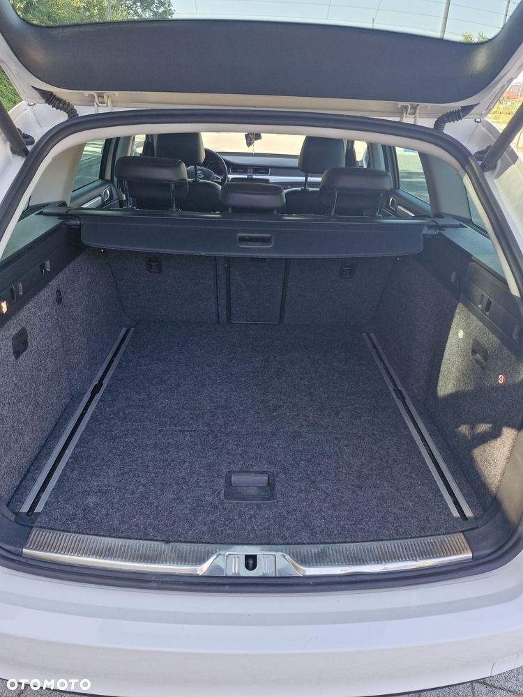 Skoda Superb 2.0 TDI 4x4 Elegance DSG - 8
