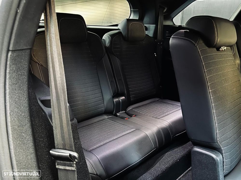 Peugeot 5008 1.2 Hybrid Allure e-DCS6 - 46