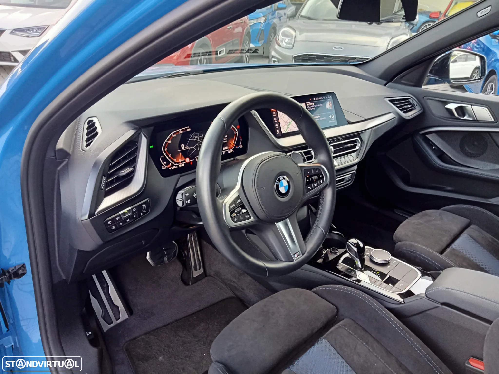 BMW 118 d Pack 50 anos M - 38