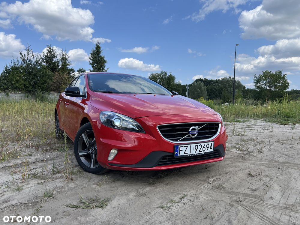 Volvo V40 D2 Drive-E R-Design Momentum - 8
