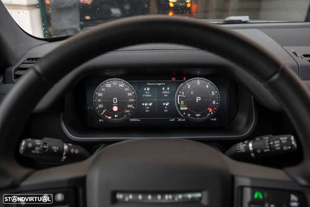 Land Rover Defender 2.0 P400e 110 AWD - 18