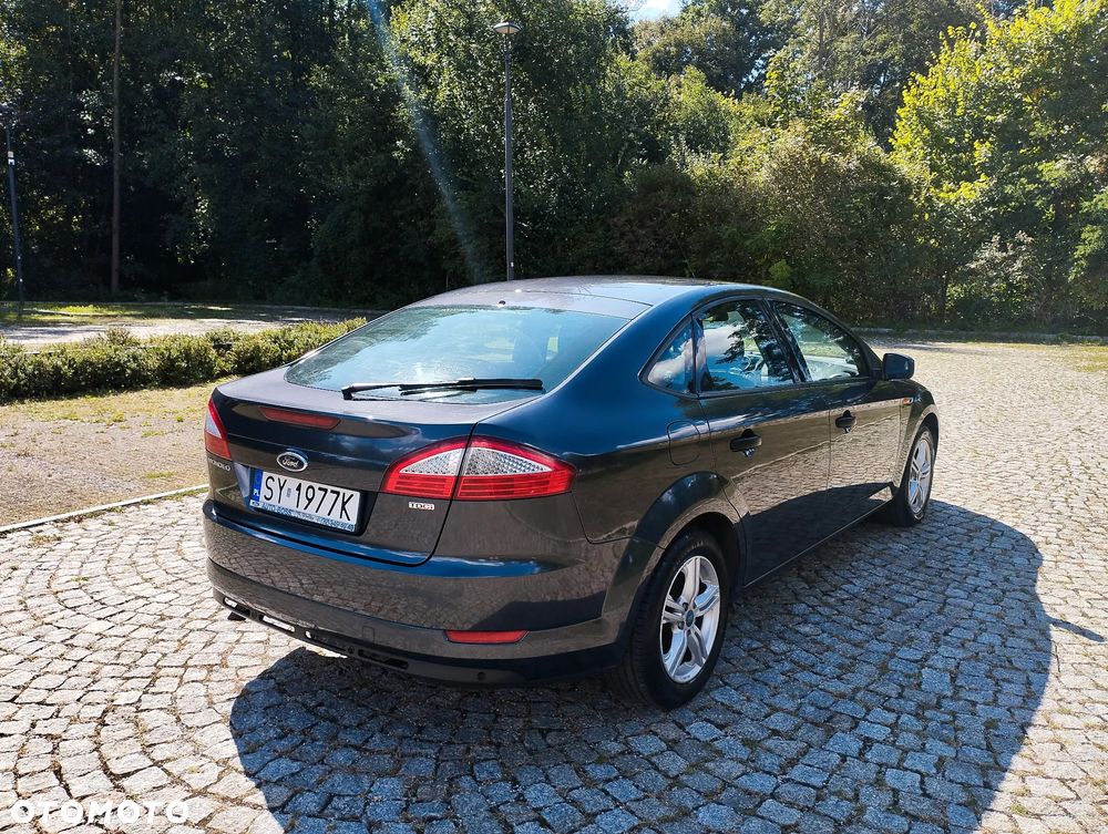 Ford Mondeo 2.0 TDCi Titanium - 13