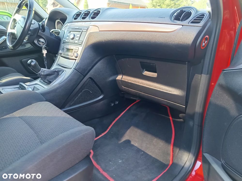 Ford S-Max 2.0 Titanium - 10