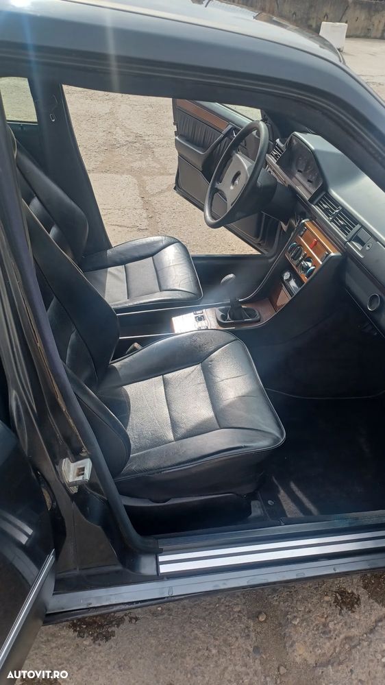 Mercedes-Benz W124 - 9