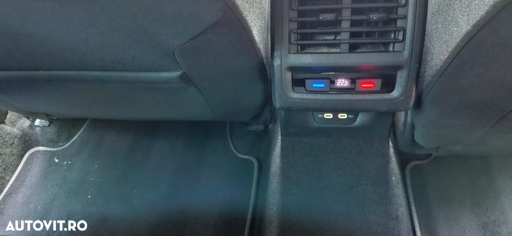 Volkswagen Golf ver-2-0-tdi-dsg-life - 19