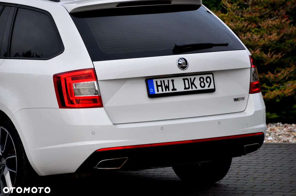 Skoda Octavia 2.0 TDI (Green tec) DSG RS - 24