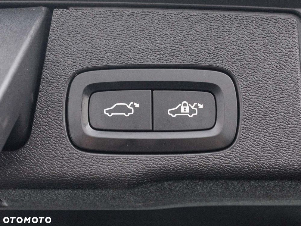 Volvo XC 60 B5 D AWD Inscription - 31