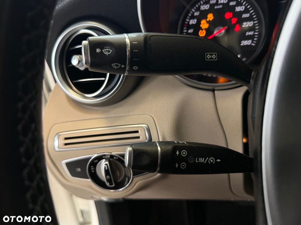 Mercedes-Benz Klasa C - 27