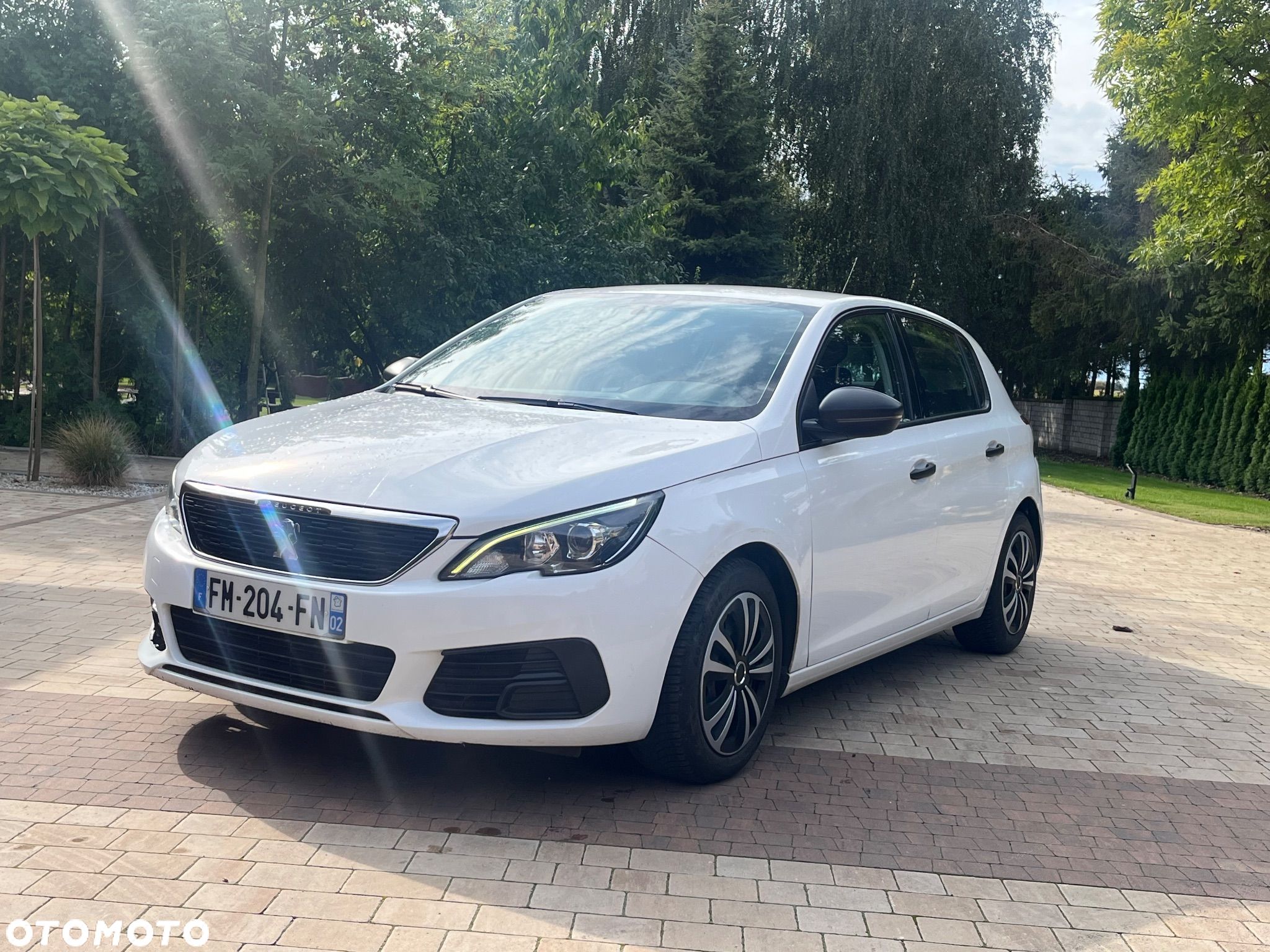 Peugeot 308 - 1