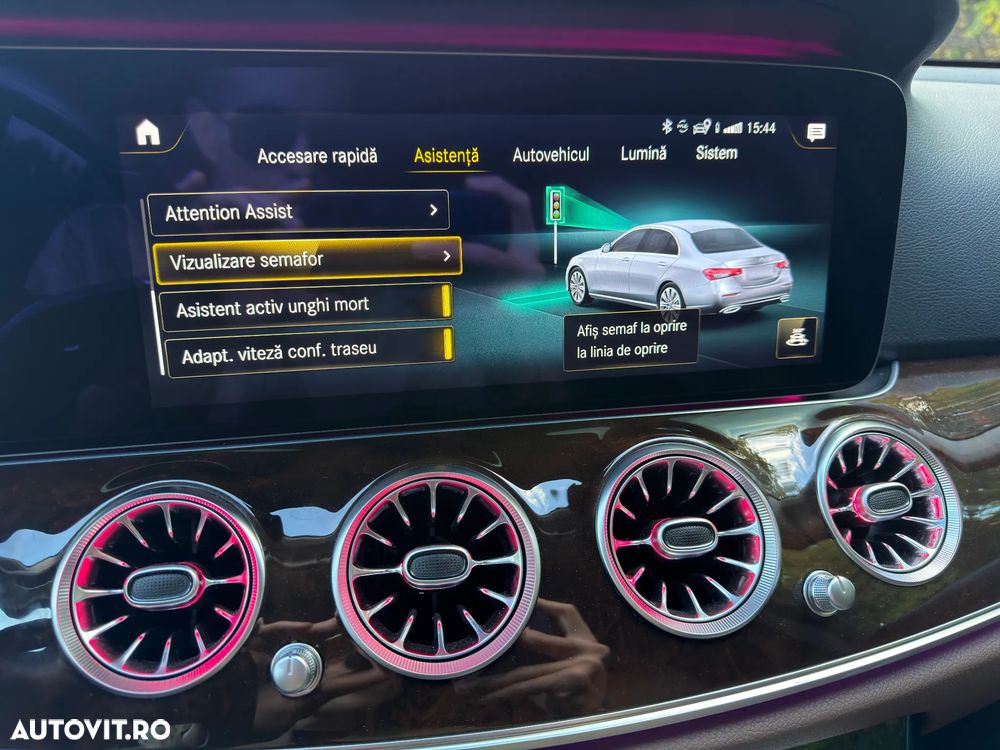 Mercedes-Benz E 220 d 4Matic 9G-TRONIC Avantgarde - 18