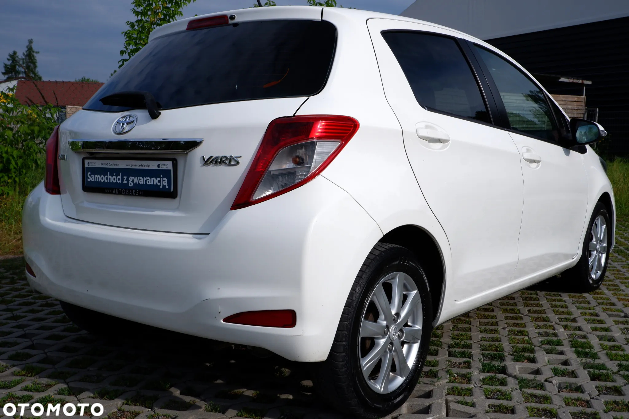 Toyota Yaris 1.0 Sol - 33