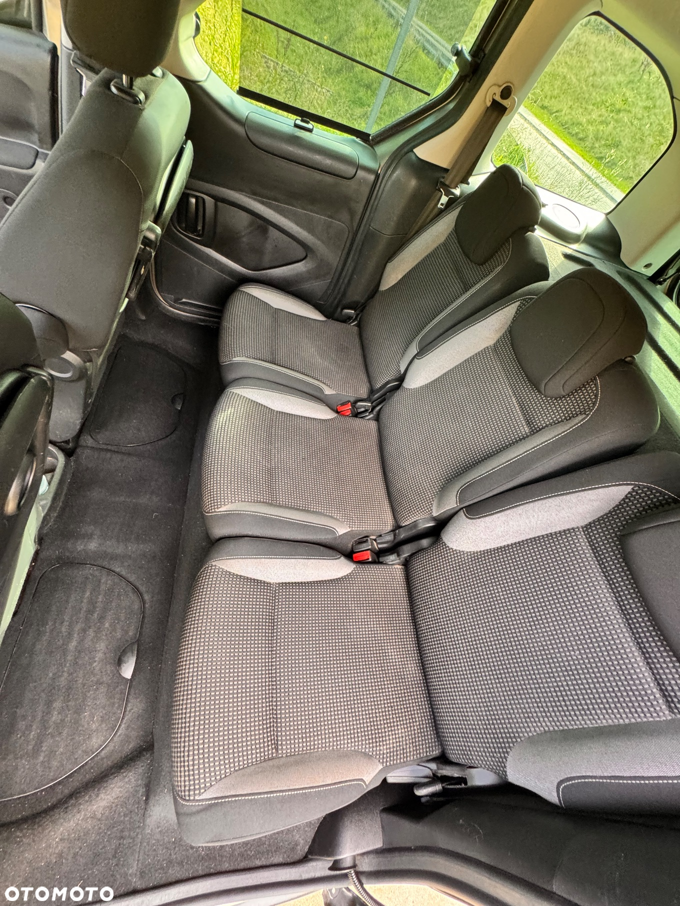 Peugeot Partner 1.6 BlueHDi Active - 17