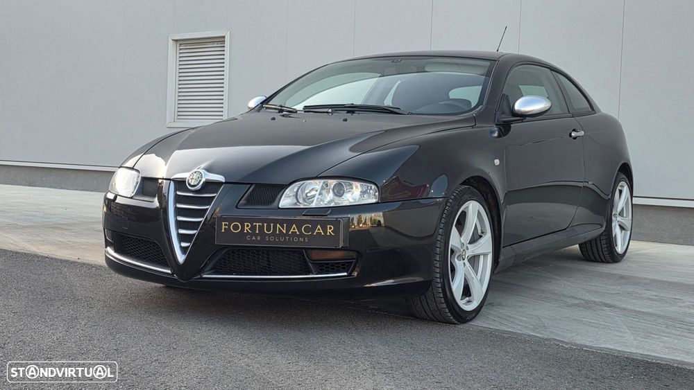 Alfa Romeo GT 1.9 JTD M-JET Q2 - 1