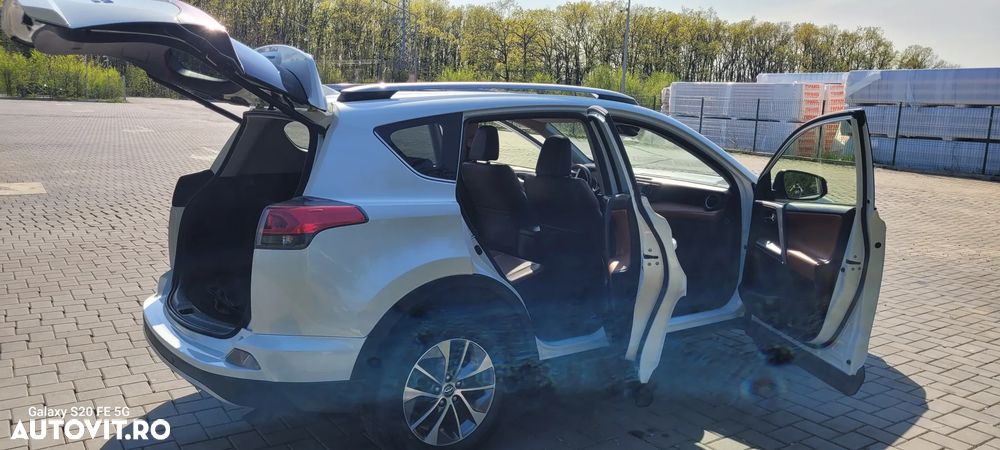 Toyota RAV4 2.5 VVT-i 4x4 Luxury - 6