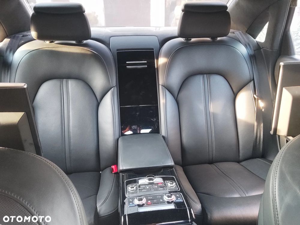 Audi A8 4.2 TDI DPF (clean diesel) quattro tiptronic Lang - 18