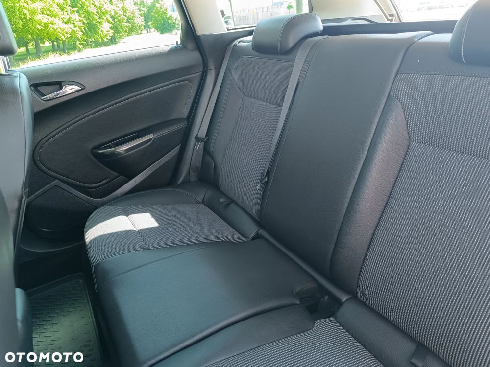 Opel Astra 1.4 Turbo - 7