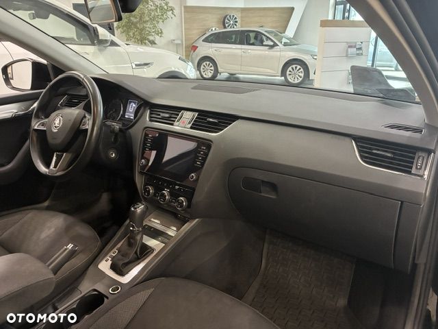 Skoda Octavia 1.4 TSI Ambition DSG - 16