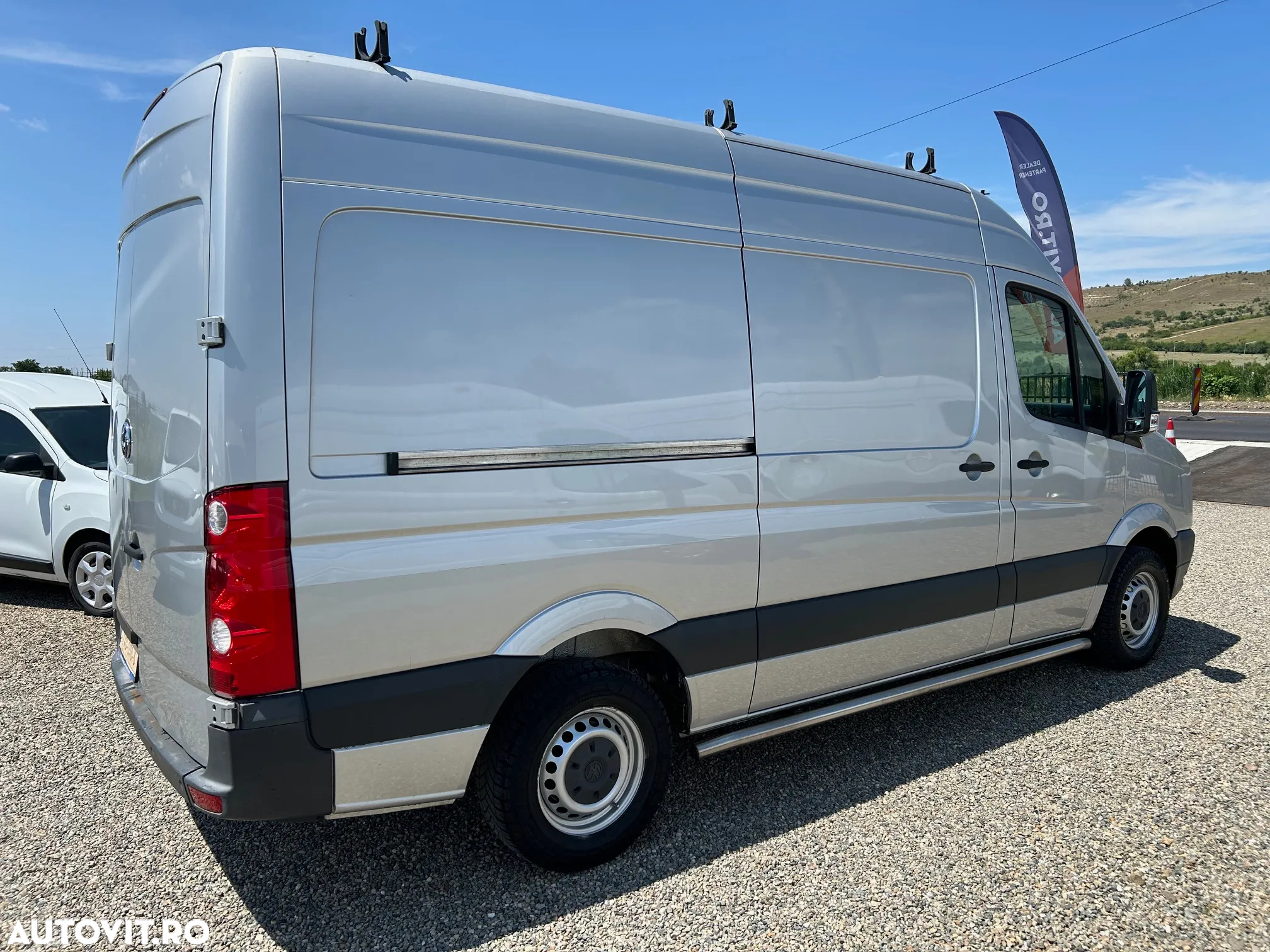 Volkswagen Crafter - 3