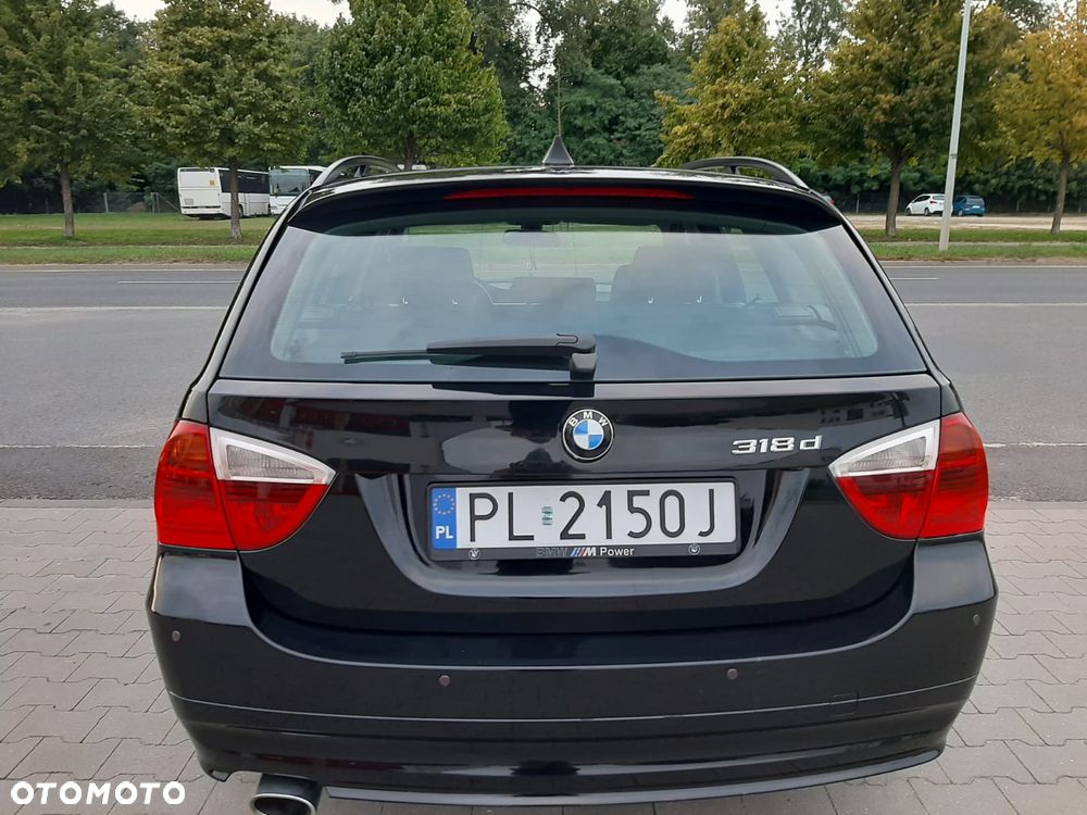 BMW Seria 3 318d - 12
