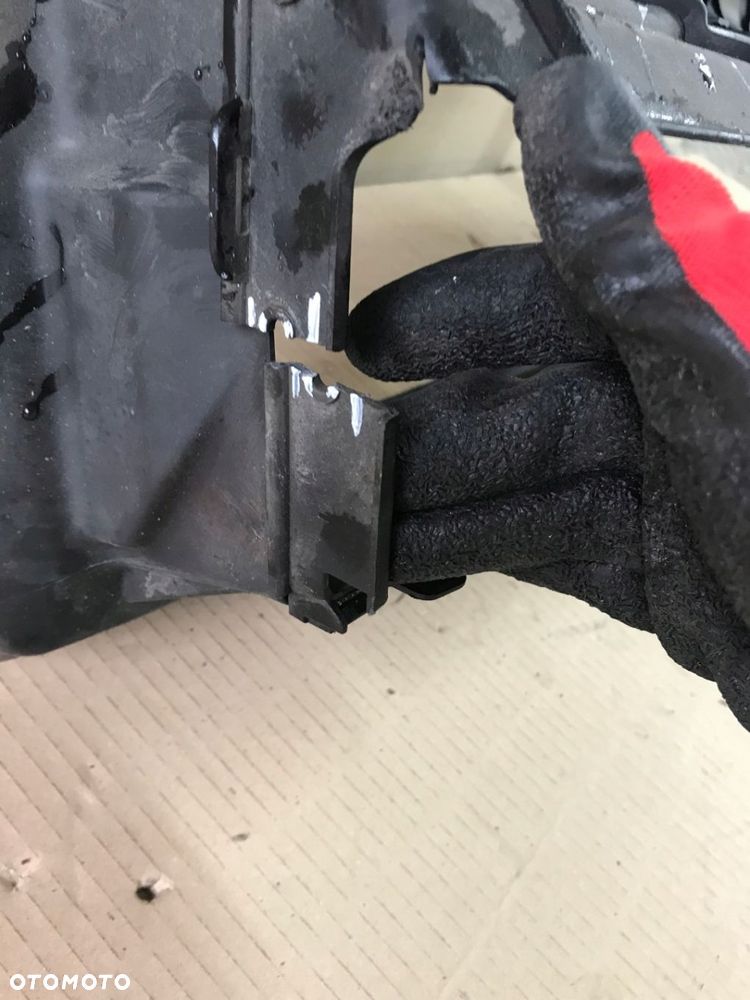 BMW 5 F10 F11 2013-2017 WLOT POWIETRZA - 7