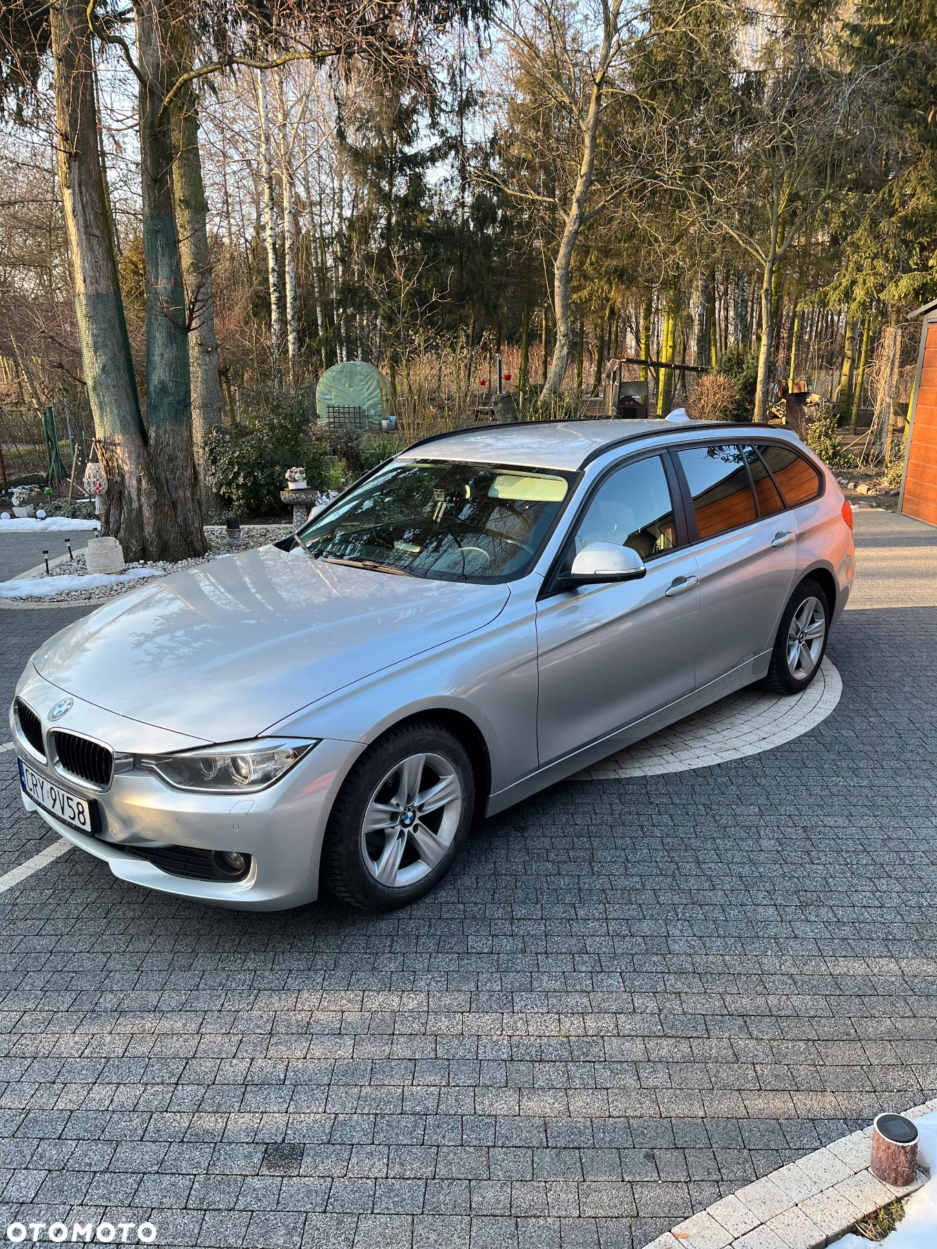 BMW Seria 3 318d - 5