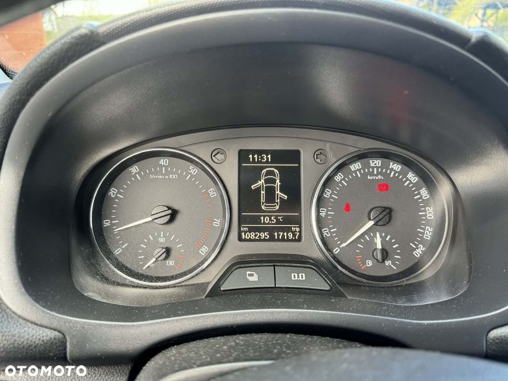 Skoda Fabia 1.2 TSI Monte Carlo - 12