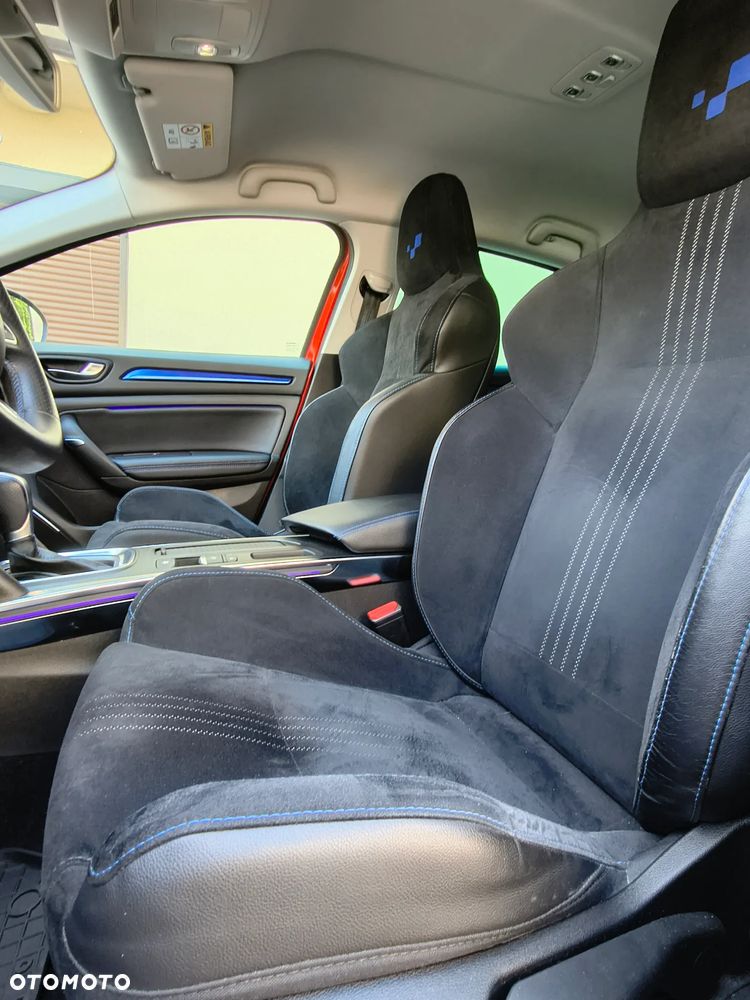 Renault Megane ENERGY TCe 205 EDC GT - 15