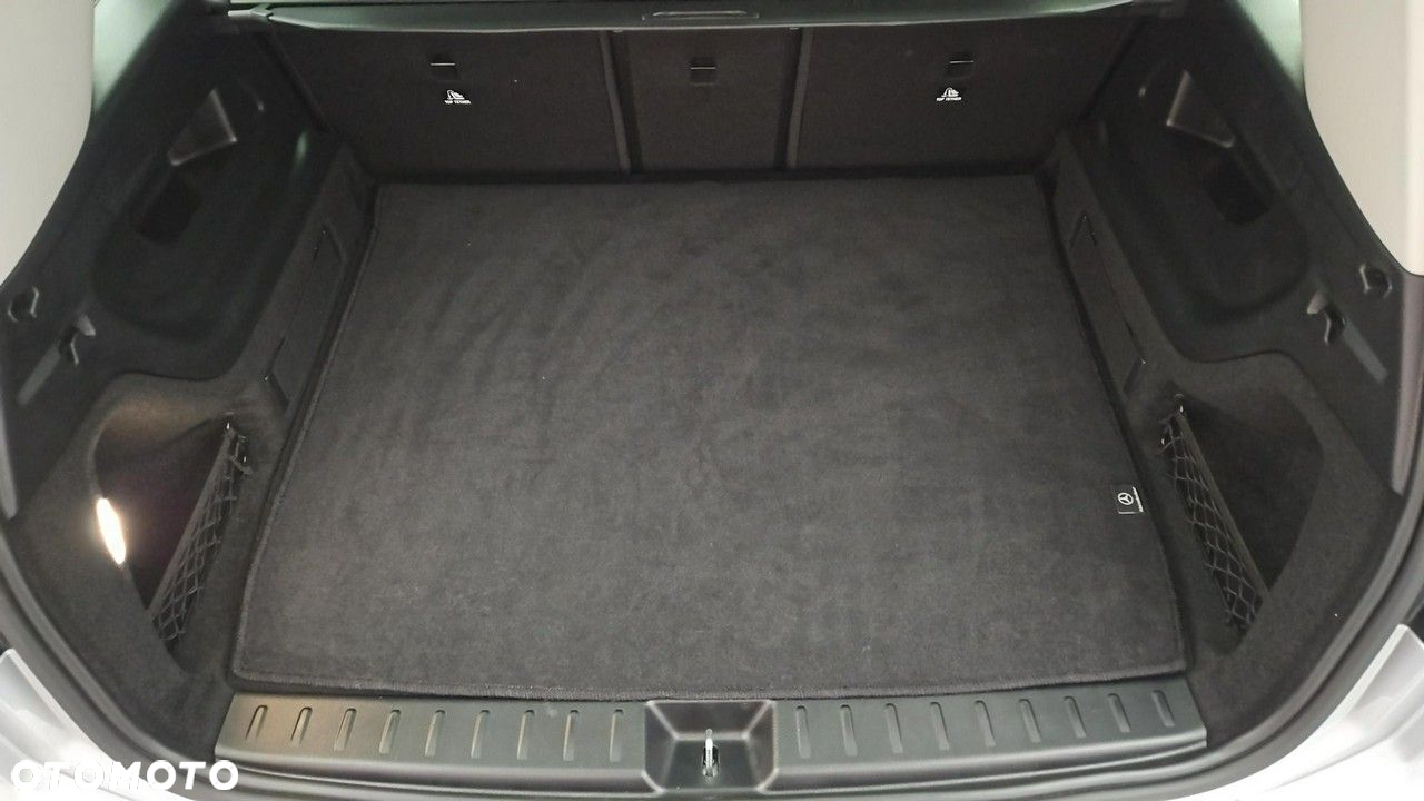 Mercedes-Benz GLB 200 d Progressive 8G-DCT - 24