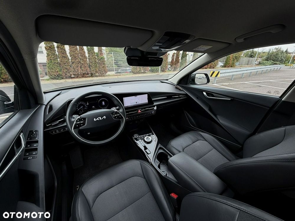 Kia Niro 1.6 GDI Hybrid L Business Line - 11