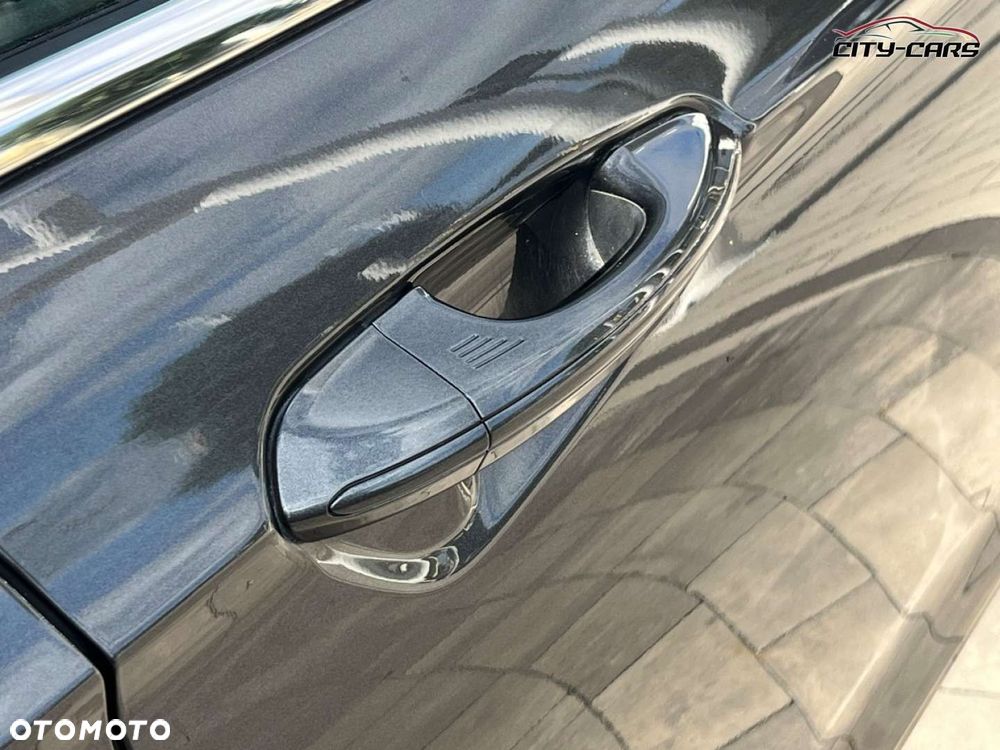 Ford Mondeo - 36